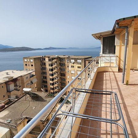 Glen'S Rooftop Sarandë エクステリア 写真